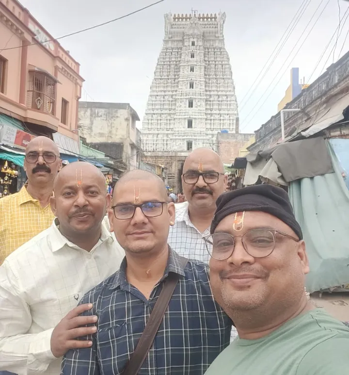 Bharat darshan team Ballia  