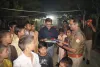 IPS एस. आनंद के नेतृत्व में बलिया पुलिस ने बुजुर्गों और अनाथ बच्चों संग किया दिवाली एन्ज्वॉय