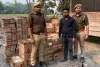 इंग्लिशिया चट्टी पर बलिया पुलिस को मिली बड़ी सफलता, एक ट्रक शराब के साथ युवक गिरफ्तार