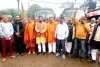 बलिया : परिवहन मंत्री दयाशंकर सिंह की पहल पर 5000 से अधिक श्रद्धालु अयोध्या रवाना
