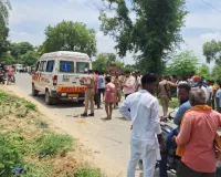 बलिया : रोडवेज बस और बाइक में सीधी टक्कर, एक ही गांव के तीन युवकों की मौत, दो घायल