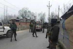 जम्मू-कश्मीर : कर्नल, मेजर समेत पांच सुरक्षाकर्मी शहीद, दो आतंकी ढेर