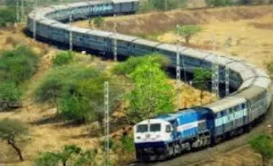 पूर्वोत्तर रेलवे : धरना-प्रदर्शन की वजह से 94 ट्रेनें निरस्त