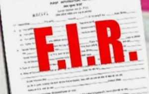 बलिया में दो पक्षों में तनातनी, सात पर FIR