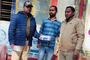 तमंचा-कारतूस के साथ बलिया पुलिस के हत्थे चढ़ा युवक