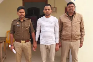 Ballia News : सरकारी कर्मचारी बताकर दिया शादी का झांसा, किया गलत काम और रुपये भी ऐंठा