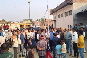 Ballia News : प्रशासनिक अधिकारियों ने सुलझाया मामला, अन्नपूर्णा भवन बनने का रास्ता साफ