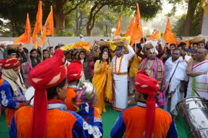 In Photo : बलिया के इस स्कूल में भव्यता और दिव्यता को समेटे भगवान श्री वि‌द्याप्रद वेंकटेश्वर स्वामी प्राण प्रतिष्ठा महायज्ञ संपन्न