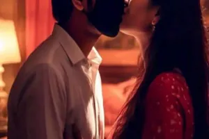 नहीं मिला कीमती सामान तो घर की मालकिन को Kiss कर भागा चोर