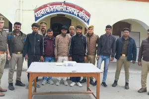 Ballia News : 40 लाख की हेरोइन के साथ स्कार्पियो में पकड़े गये युवक